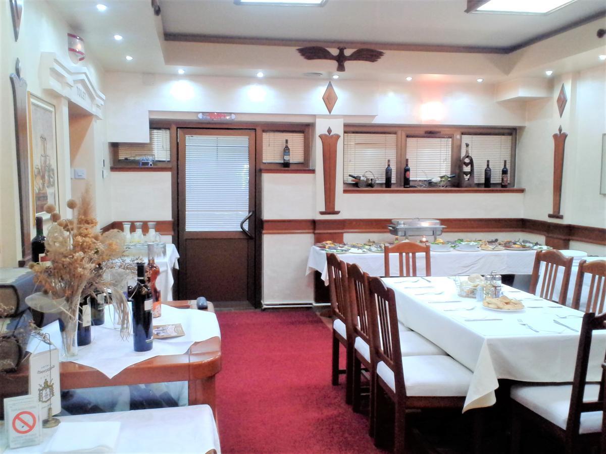 Hotel Tehnograd คราลเยโว ภายนอก รูปภาพ